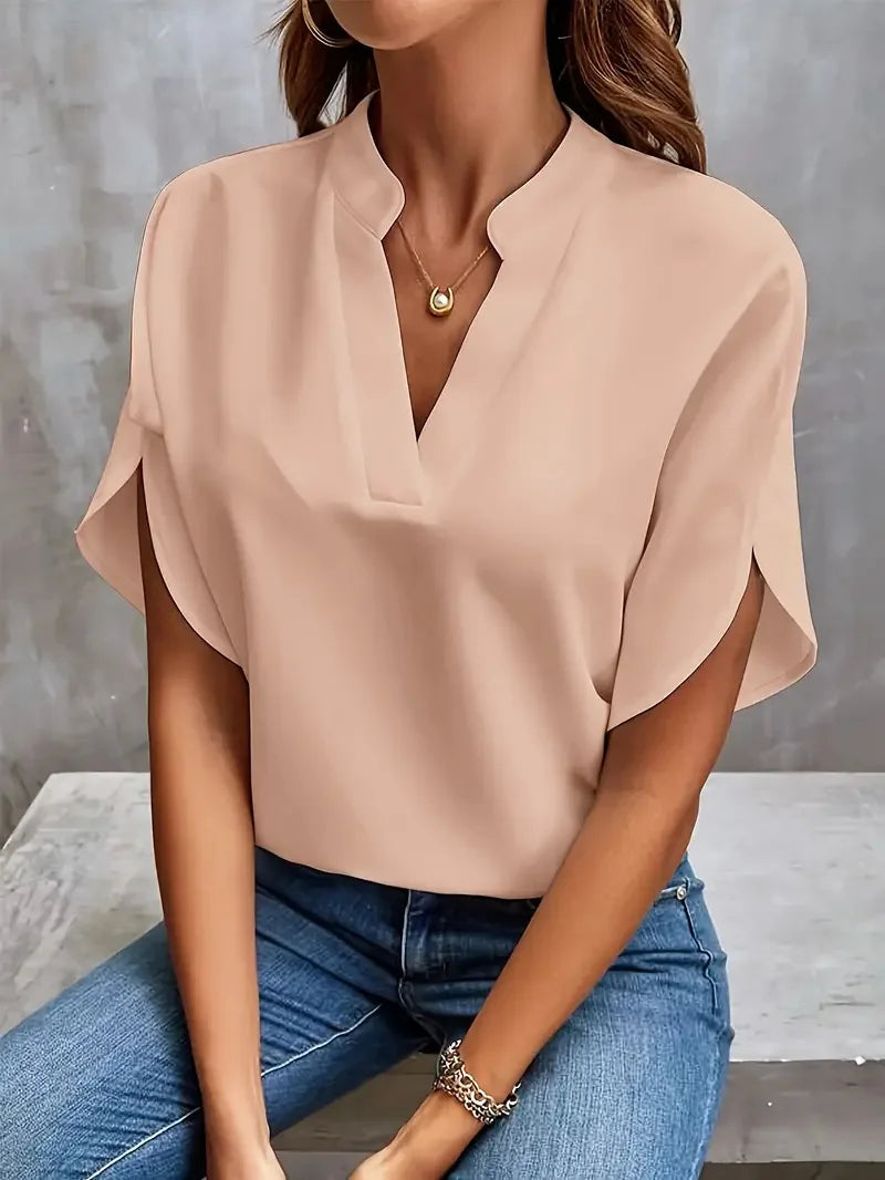 Deborah | Miękka i Elegancka Koszula z Dekoltem w Serek
